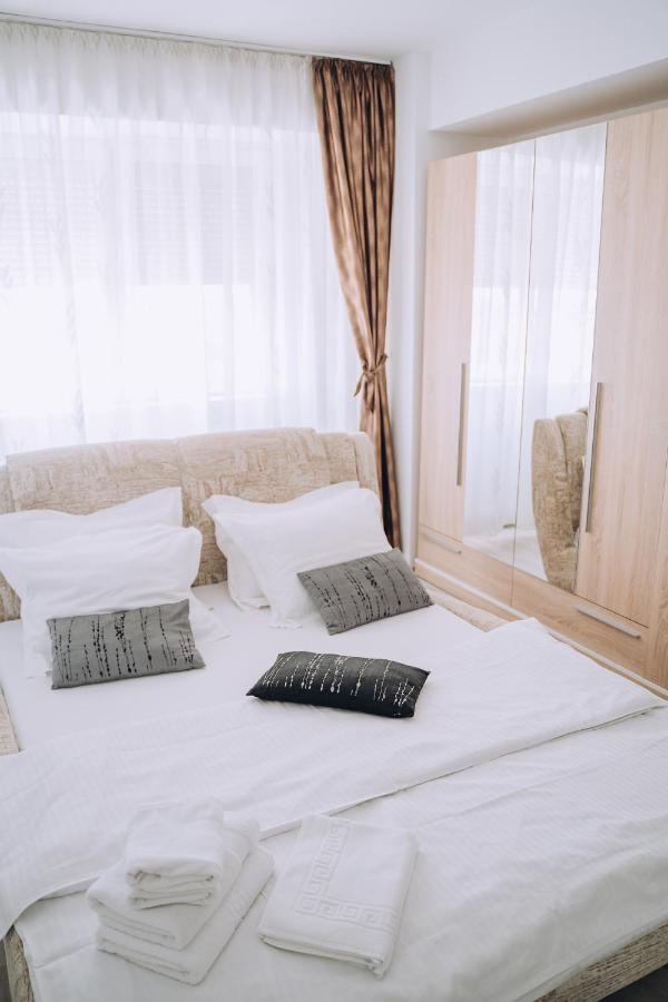 אורדאה Class Deluxe Apartments מראה חיצוני תמונה