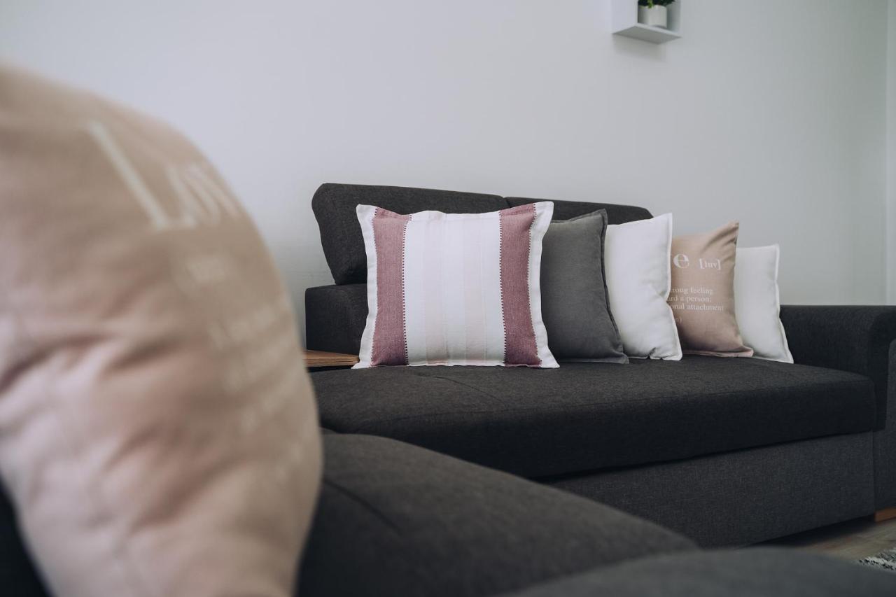 אורדאה Class Deluxe Apartments מראה חיצוני תמונה