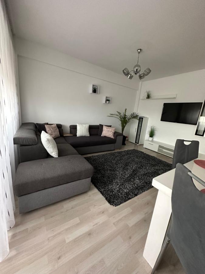 אורדאה Class Deluxe Apartments מראה חיצוני תמונה